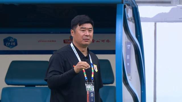 开云-韩鹏去留未定 泰山定主帅再寻后腰？年年变动 不利依木兰等人发展
